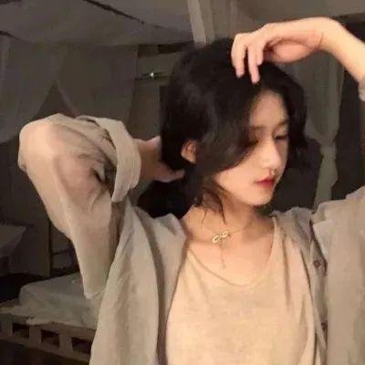 闭上眼睛活着很容易